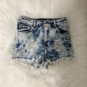Distressed shorts